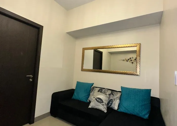 Splendid Sanctuary Manilla